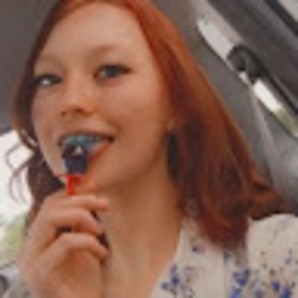 Meet your Posher, Camille